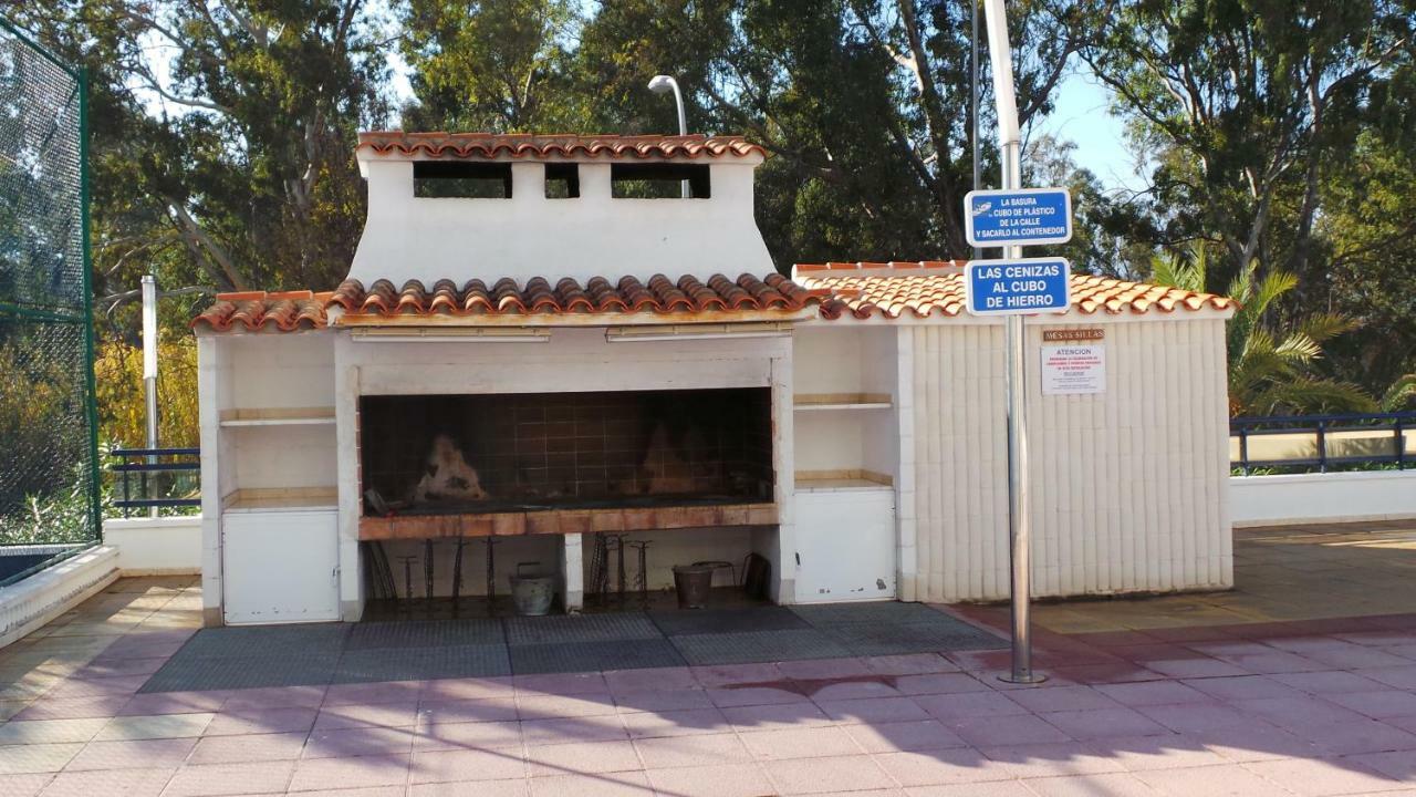 Apartamento El Eden Playa De Gandia Exterior photo